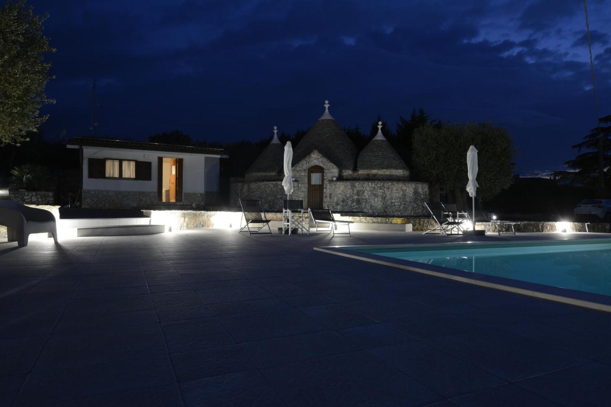 I Trulli Di Eva Apartment Ночи Екстериор снимка