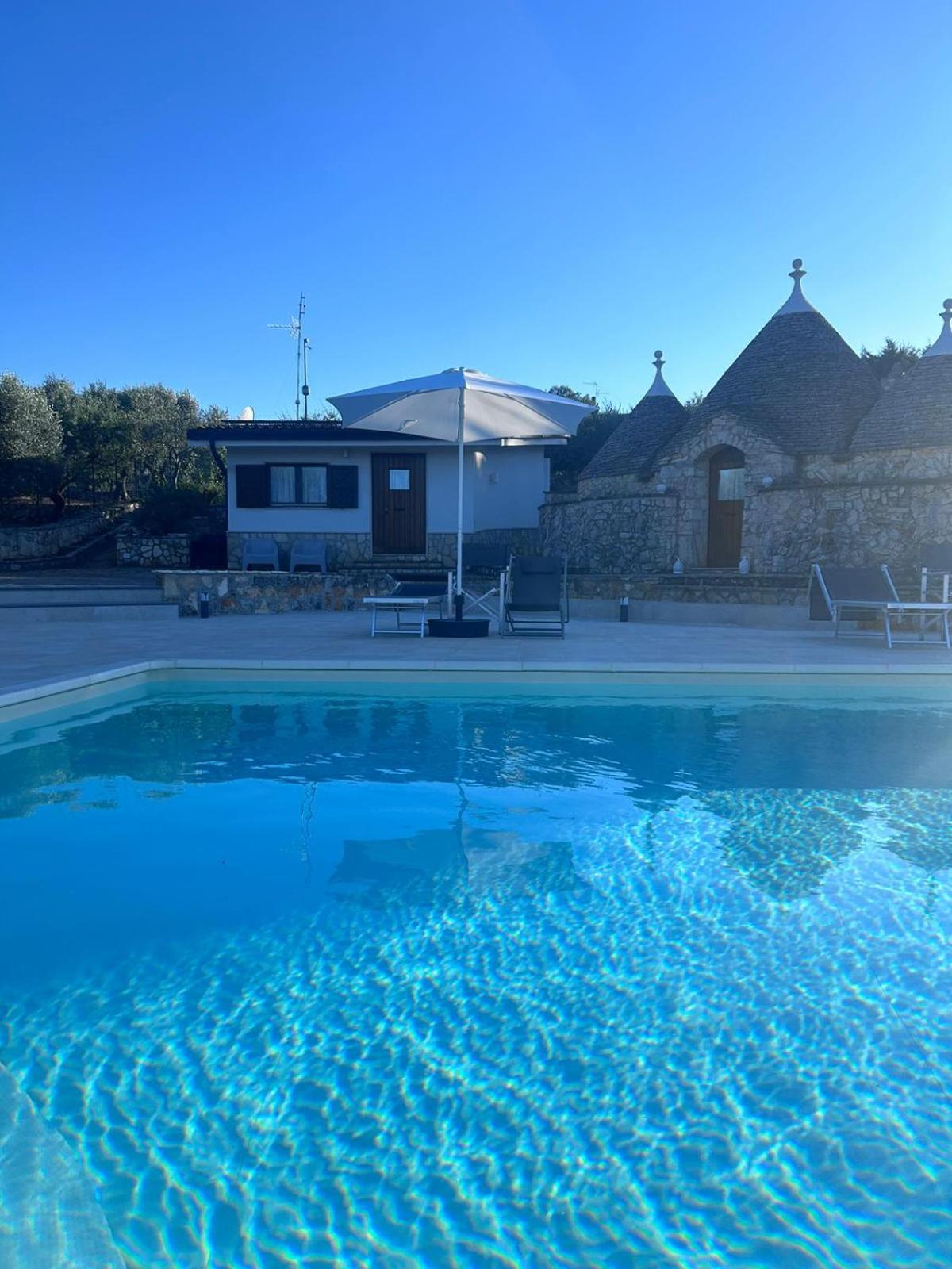I Trulli Di Eva Apartment Ночи Екстериор снимка